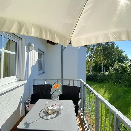 Duenenhaus In Ruhiger Lage Appartamento