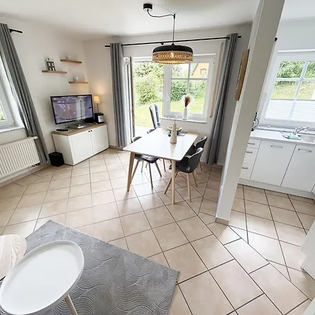 Duenenhaus In Ruhiger Lage Goehren (Ruegen)